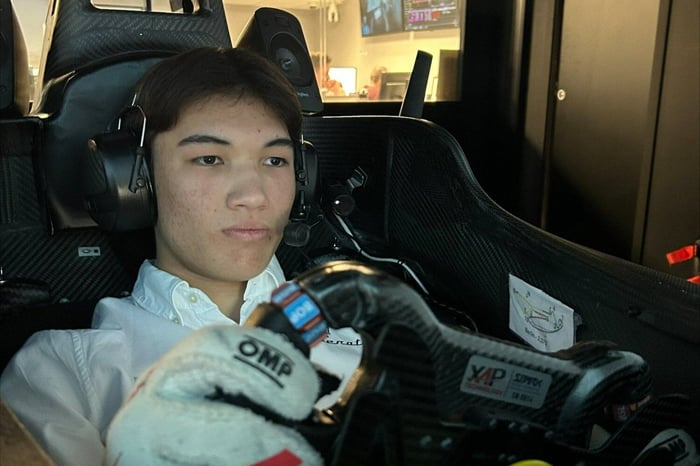 Sim Driver Coaching Weekly image